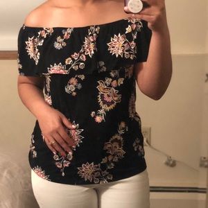 Off the Shoulder shirt
